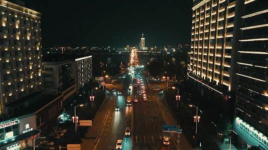 湖南长沙五一大道夜景交通航拍视频的预览图