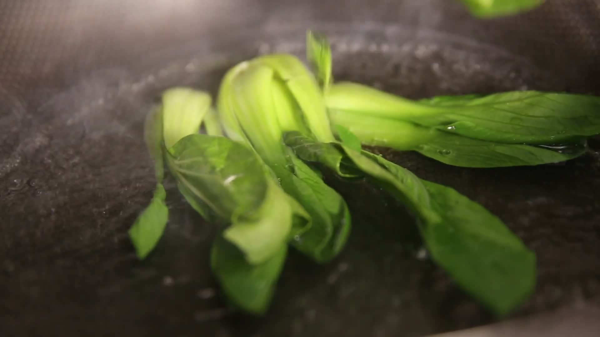 水焯油菜小青菜视频的预览图