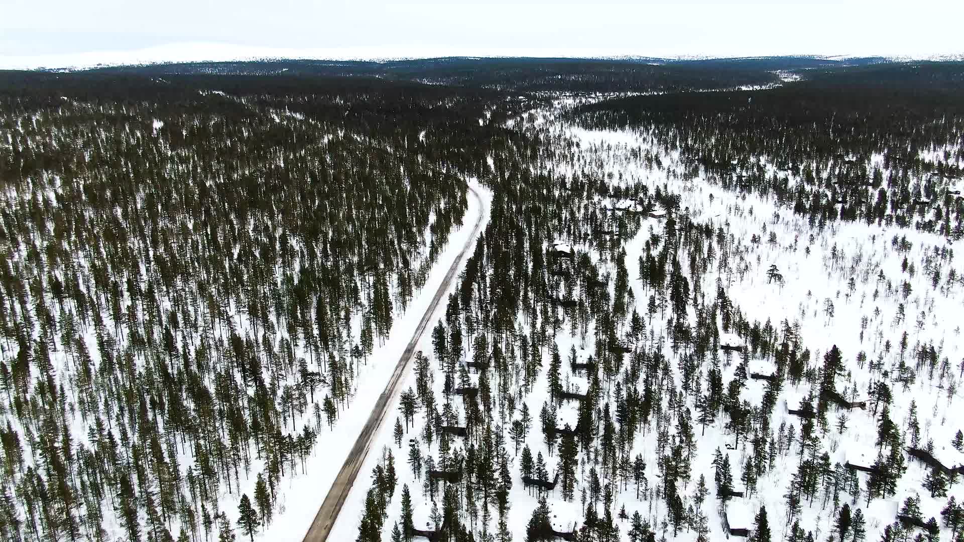 4K航拍北欧伊纳里雪景视频的预览图