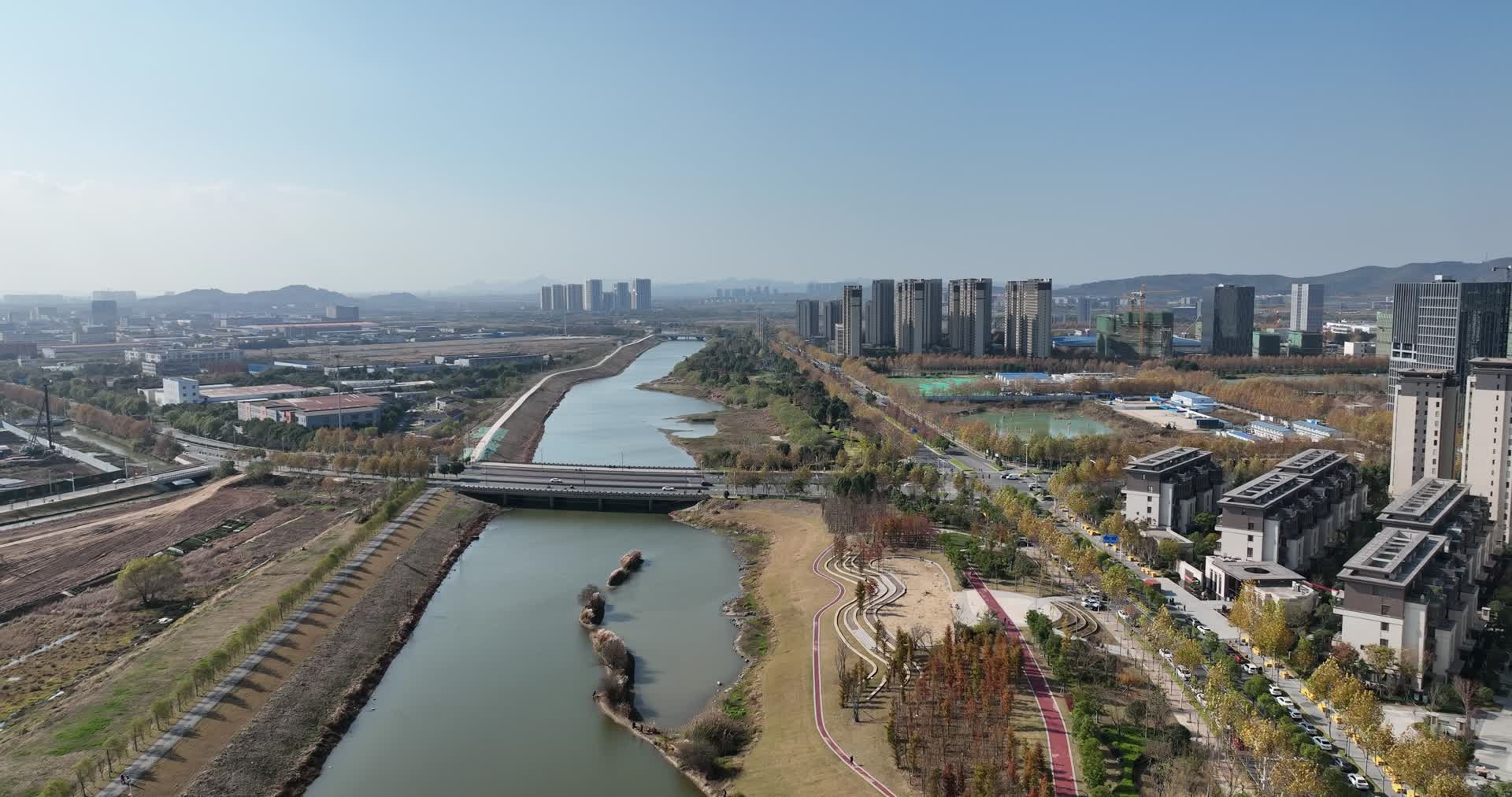 南京江宁云台山河路秣陵新河航拍4K实拍视频视频的预览图