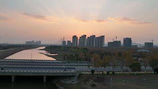 南京江宁日落建筑航拍4K实拍视频视频的预览图