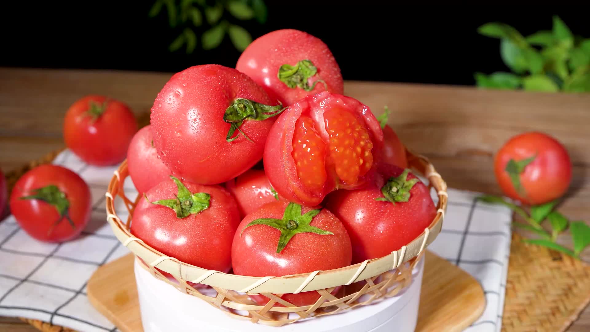 夏季水果蔬果西红柿农产品高清实拍4k视频
振兴乡村
视频的预览图