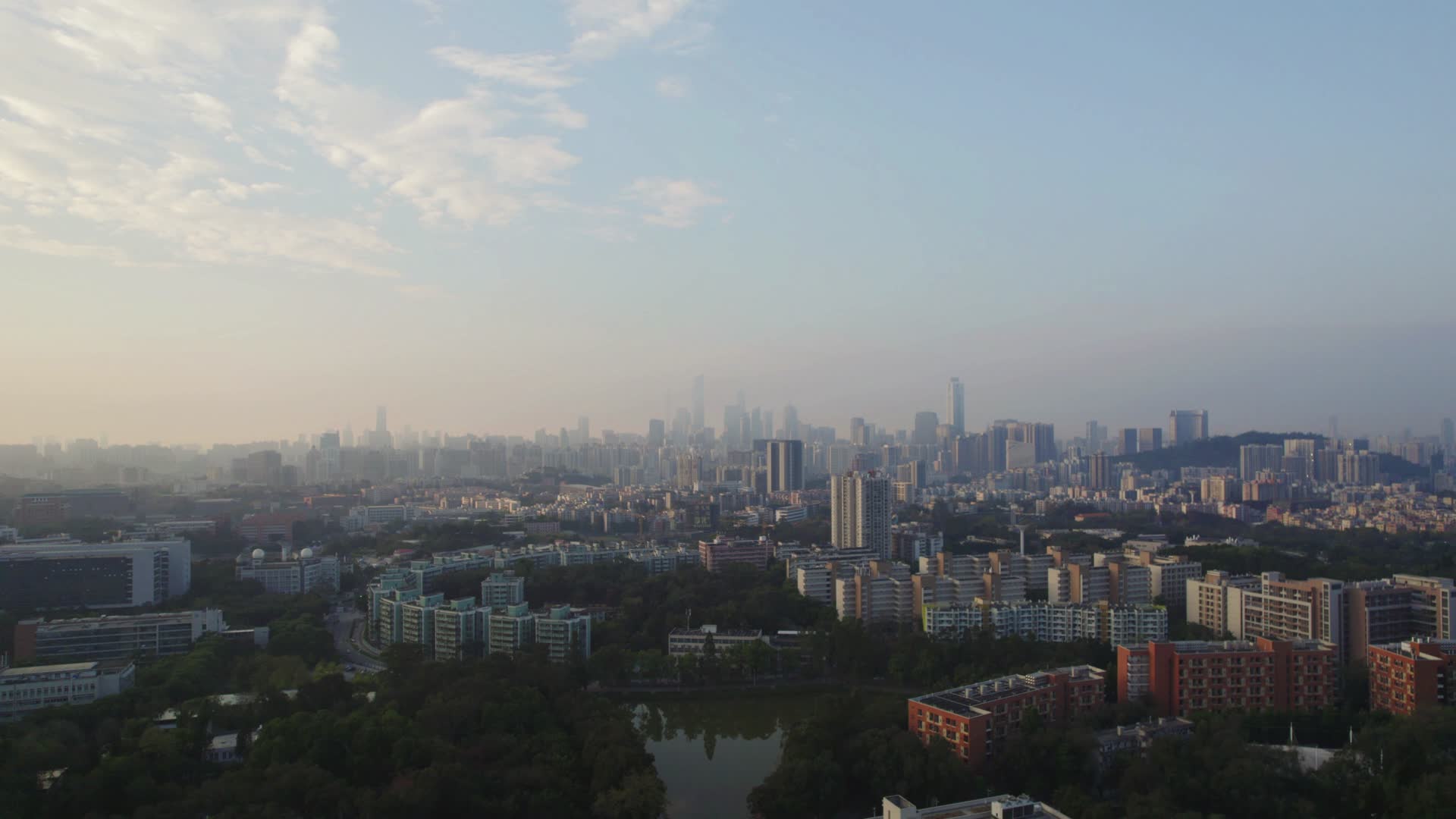 2022广州天河火炉山华南快速干线珠江新城视频的预览图