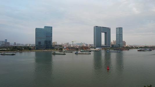 2022广州之窗城市珠江新城航拍洛溪视频的预览图