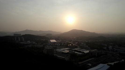 2022广州天河白云山日出日落朝阳夕阳视频的预览图