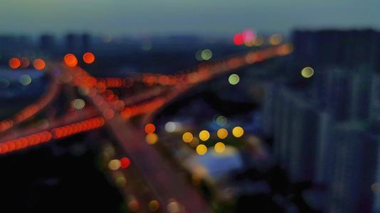 城市高架桥夜景视频的预览图