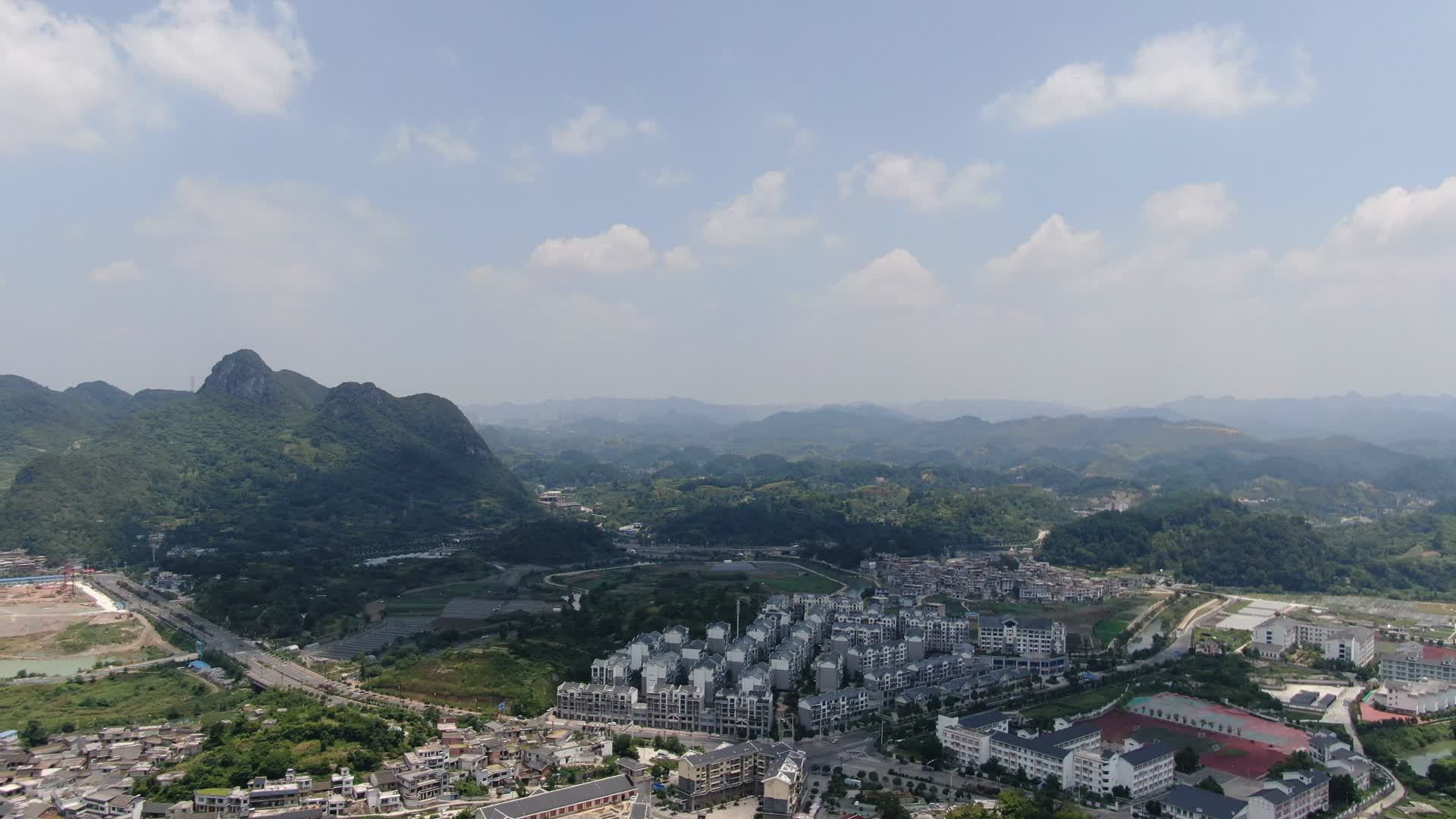 航拍贵州农村乡村视频的预览图