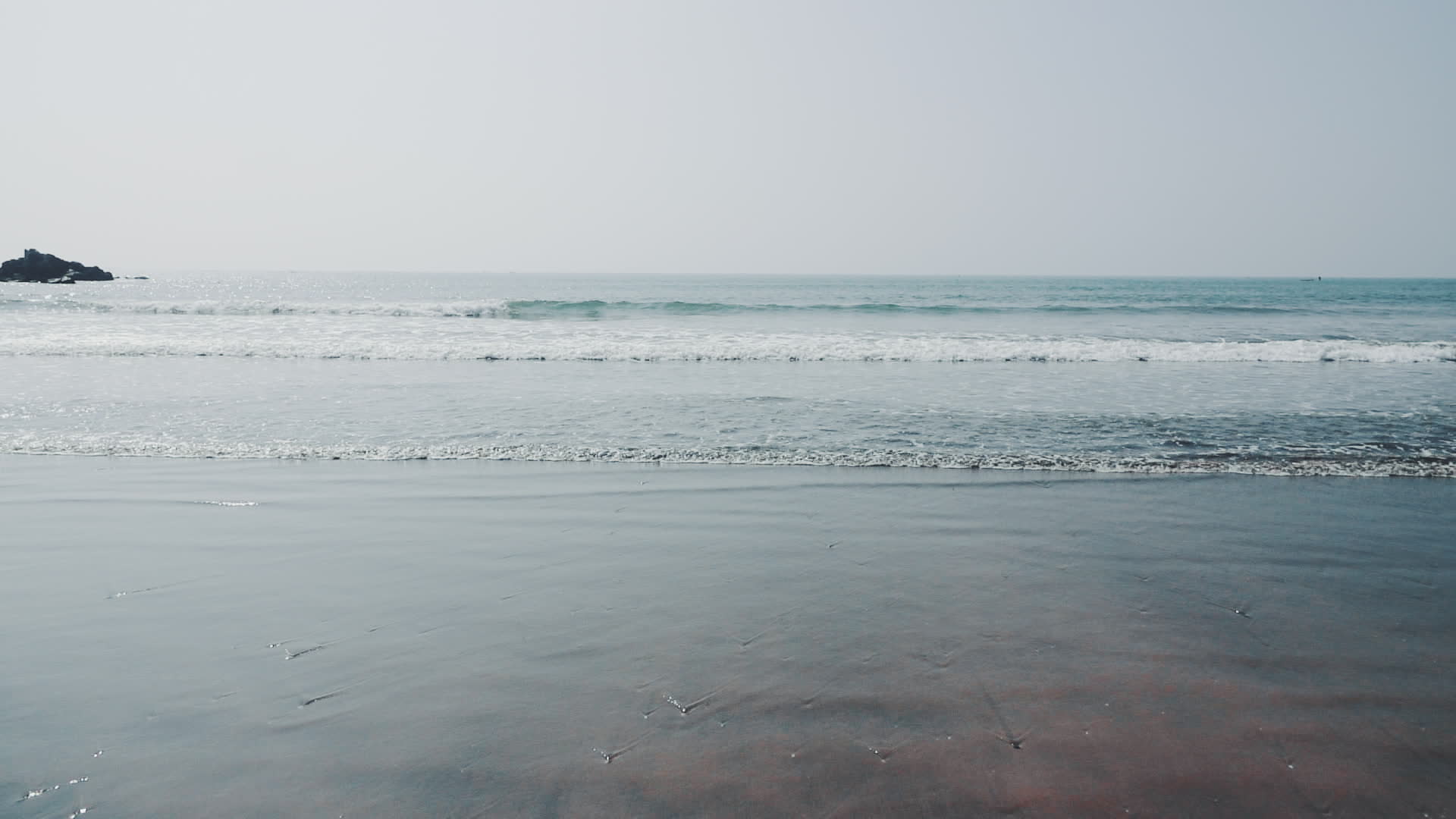 海边冲浪视频的预览图