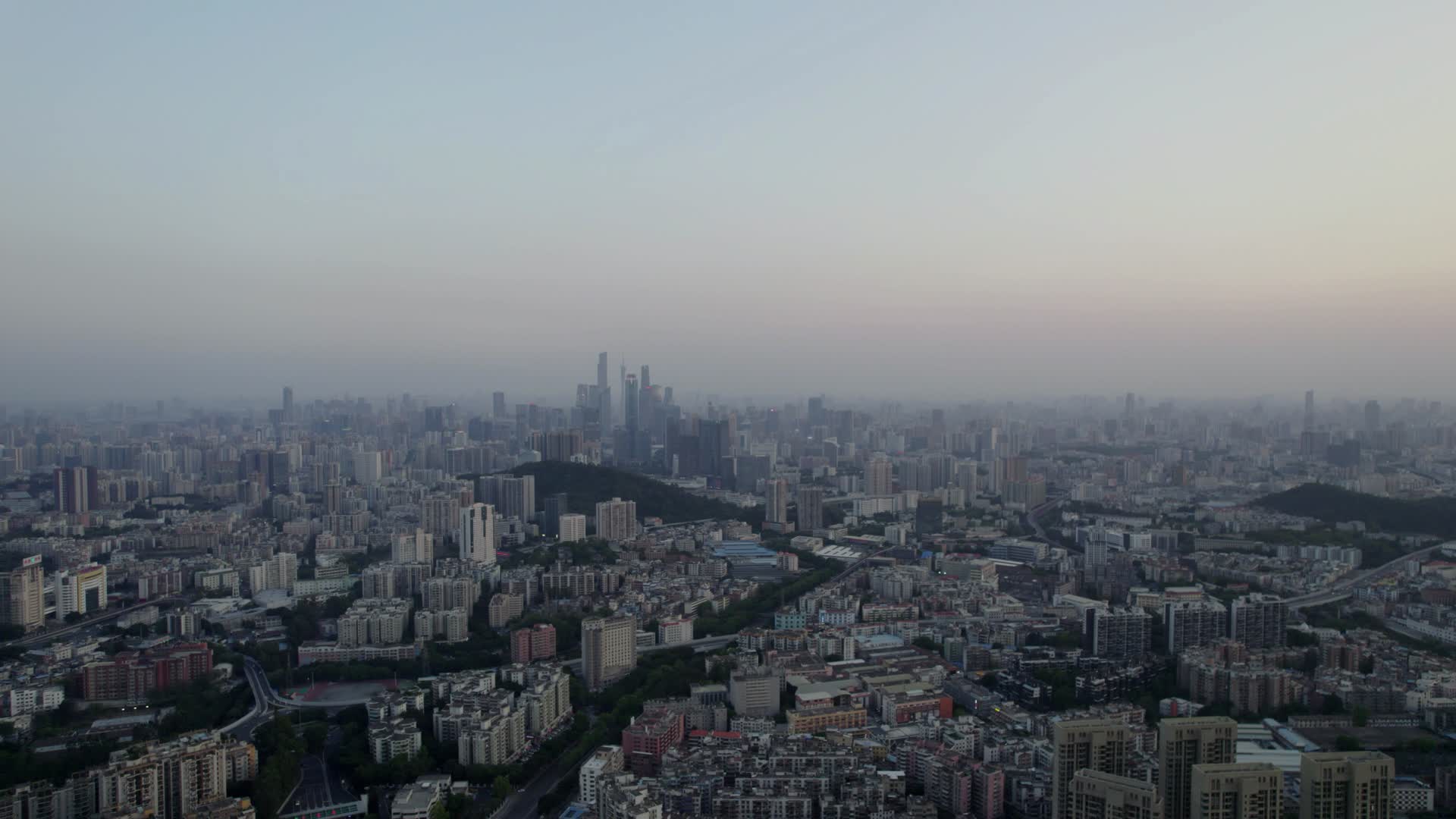 2022广州天河华南快速干线珠江新城视频的预览图