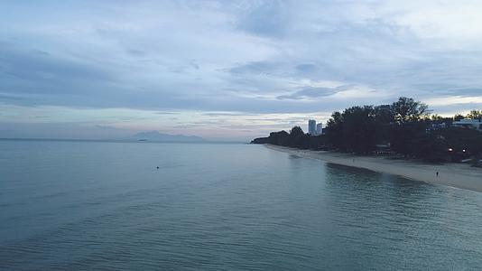 马来西亚海滨城市风景视频的预览图
