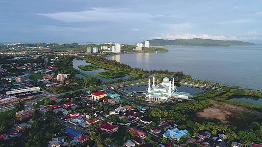 马来西亚海滨城市风景视频的预览图