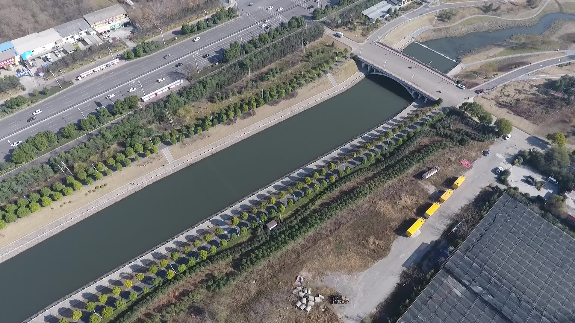 4k河南平顶山新华区航拍视频的预览图