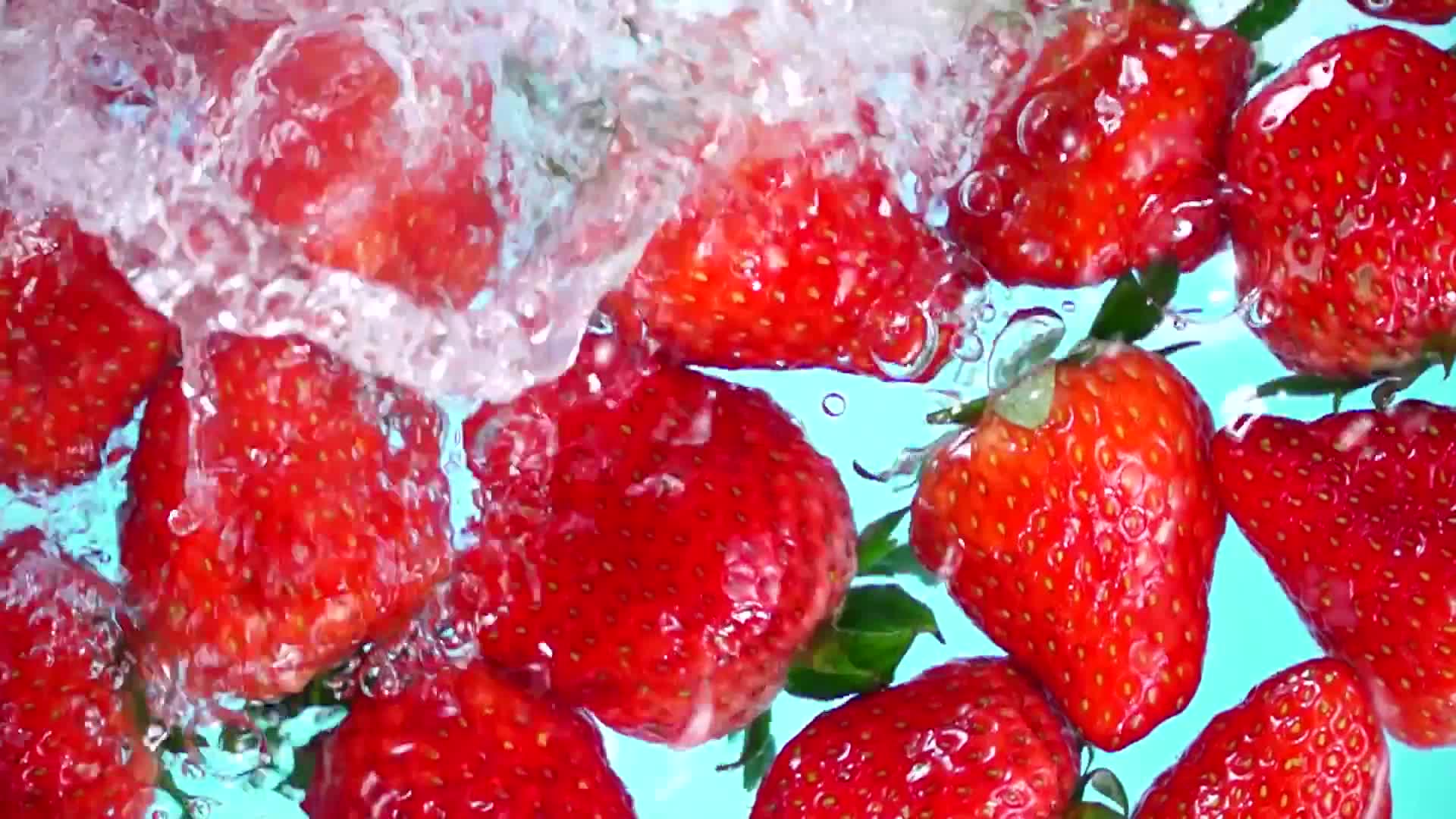 新鲜草莓水果视频视频的预览图
