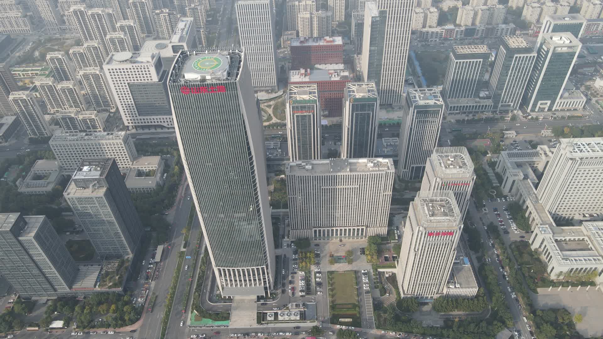 航拍山东济南经十路商务建筑视频的预览图