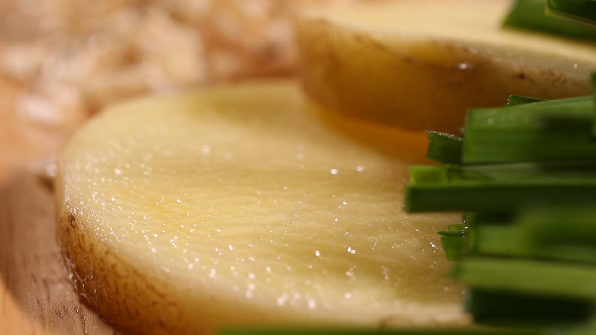韭菜蔬菜健康三鲜馅料视频的预览图