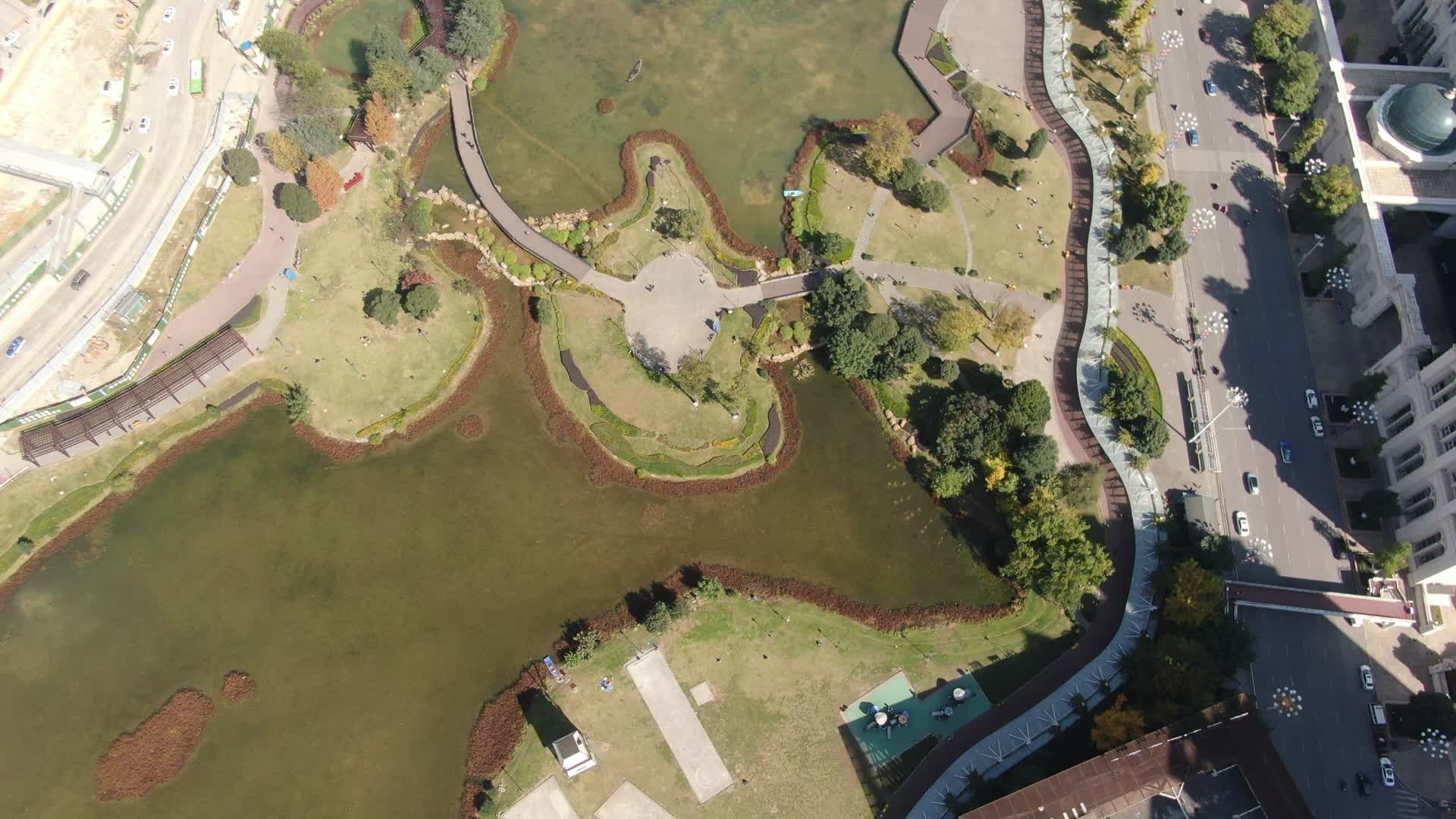 贵阳花果园湿地公园航拍视频的预览图