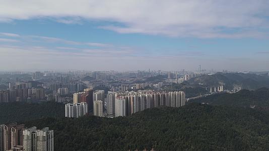 贵州贵阳城市建设全景航拍视频的预览图