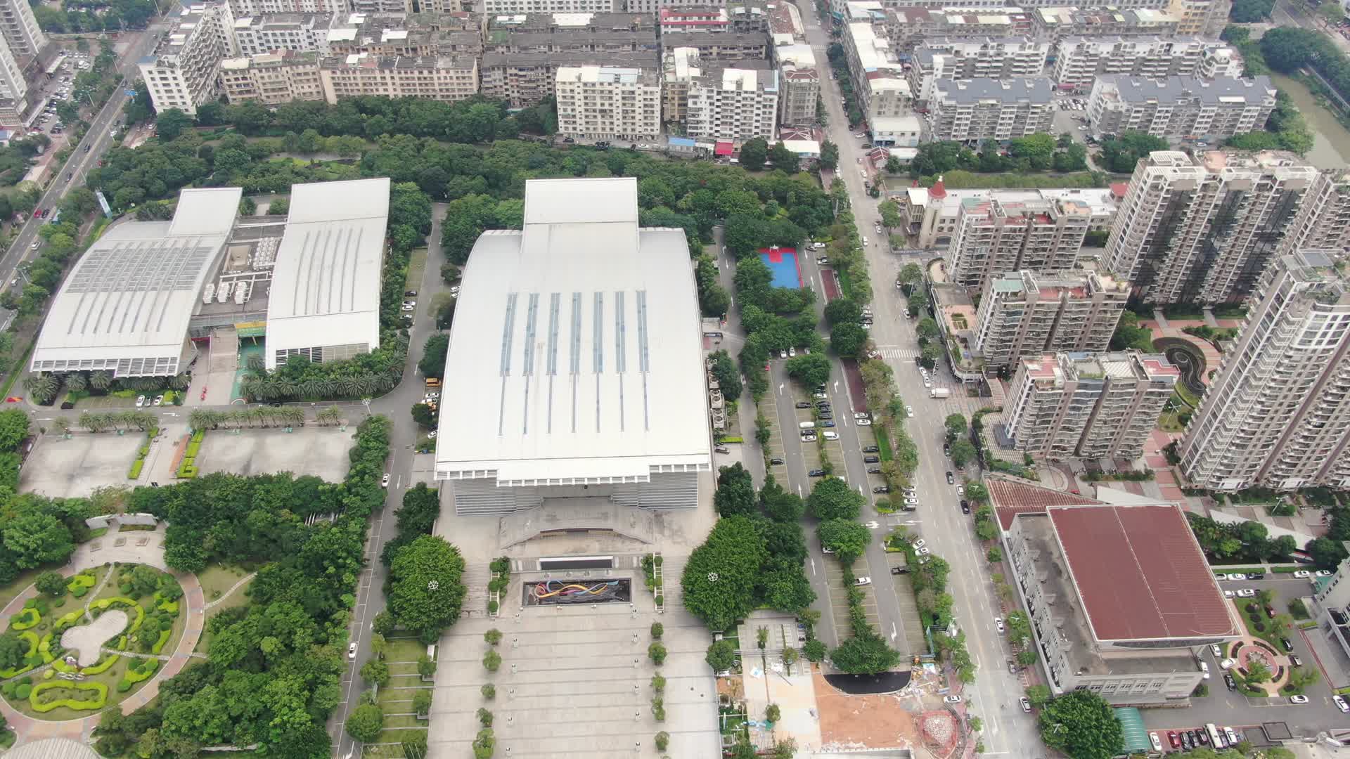 福建莆田体育中心体育馆航拍视频的预览图