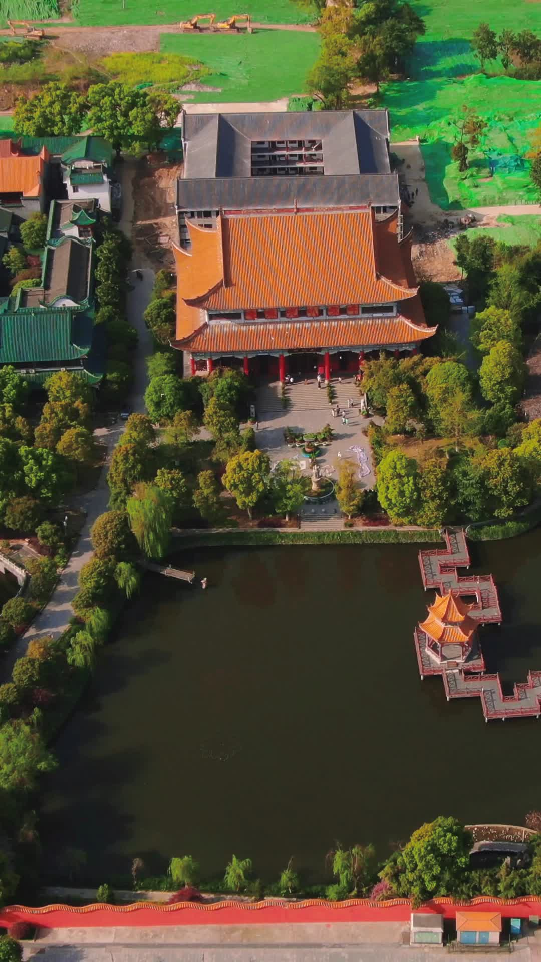 福建泉州古城竖屏航拍视频的预览图
