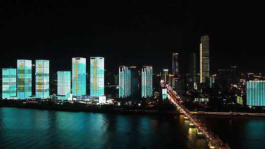 湖南长沙城市夜景交通灯光航拍视频的预览图
