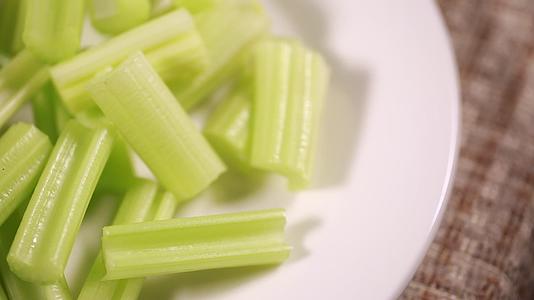 芹菜蔬菜纤维视频的预览图