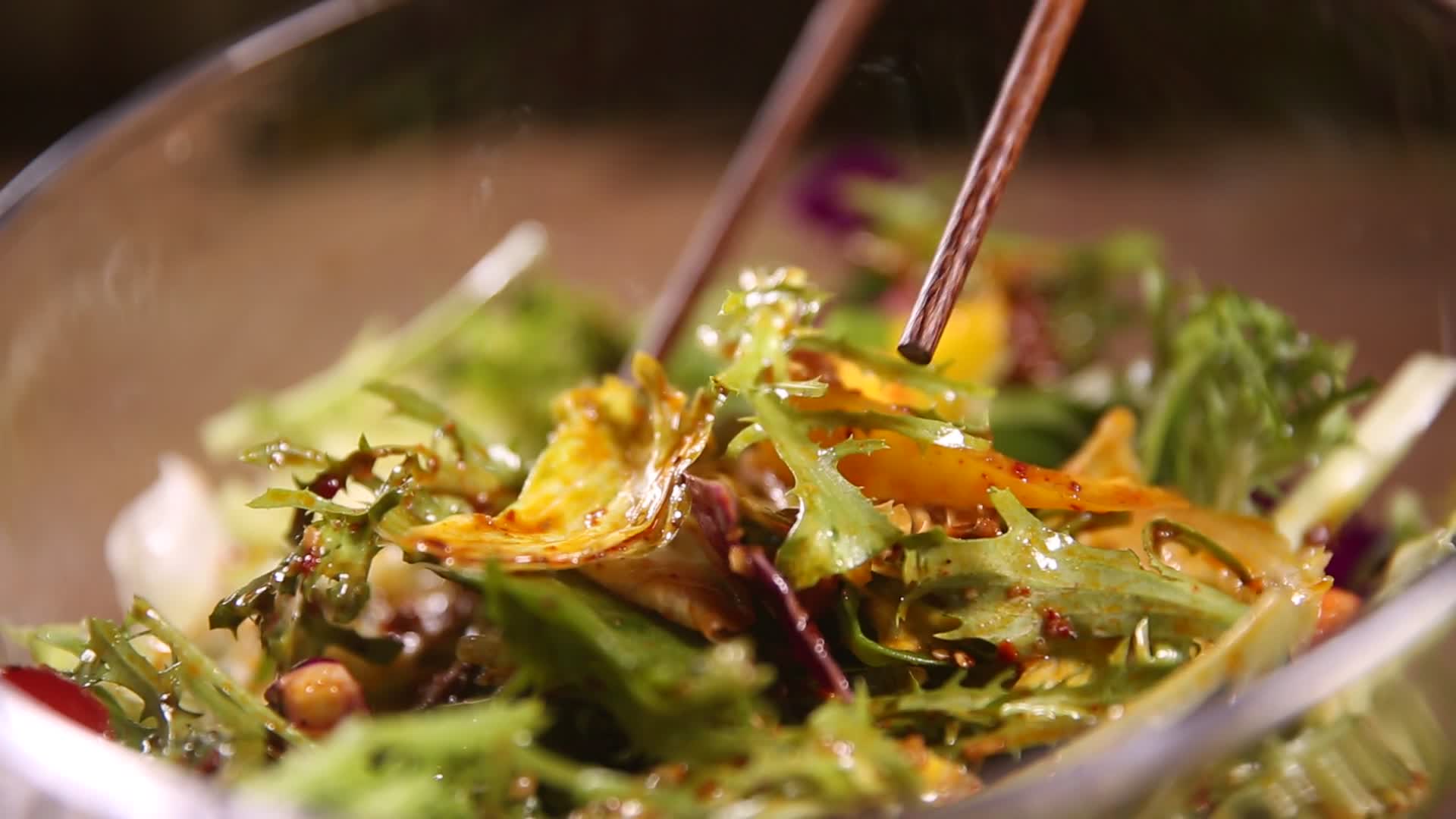 凉拌时蔬大拌菜底料料汁视频的预览图