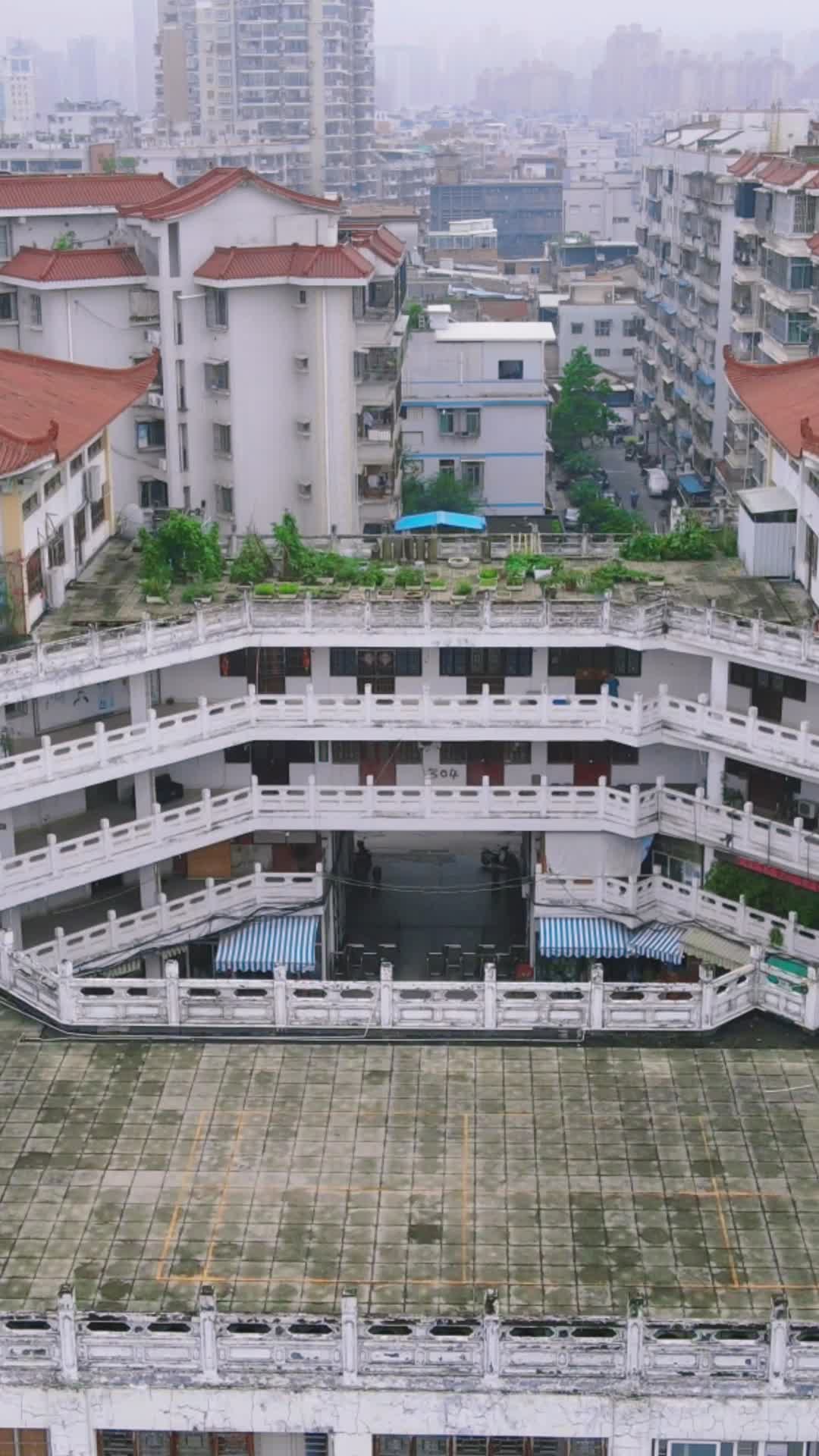 福建漳州城市地标建筑竖屏航拍视频的预览图