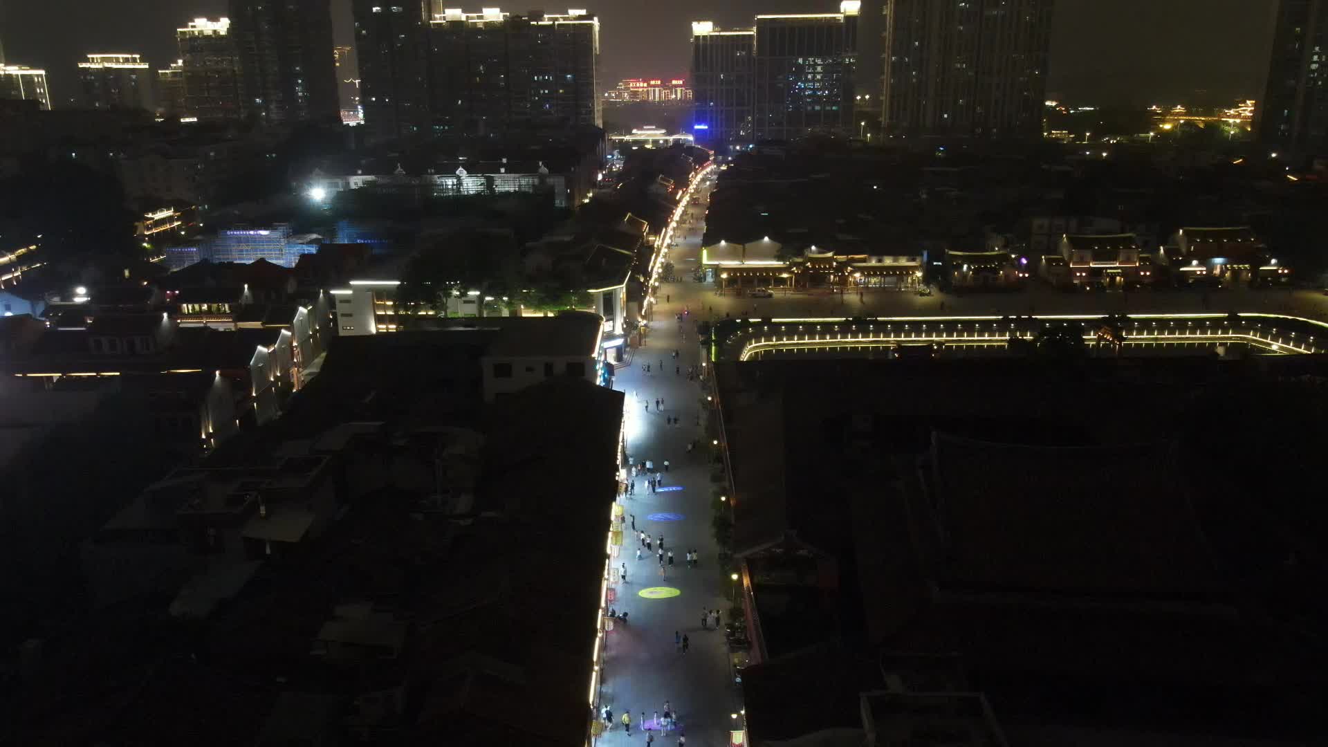 福建漳州古城夜景航拍视频的预览图