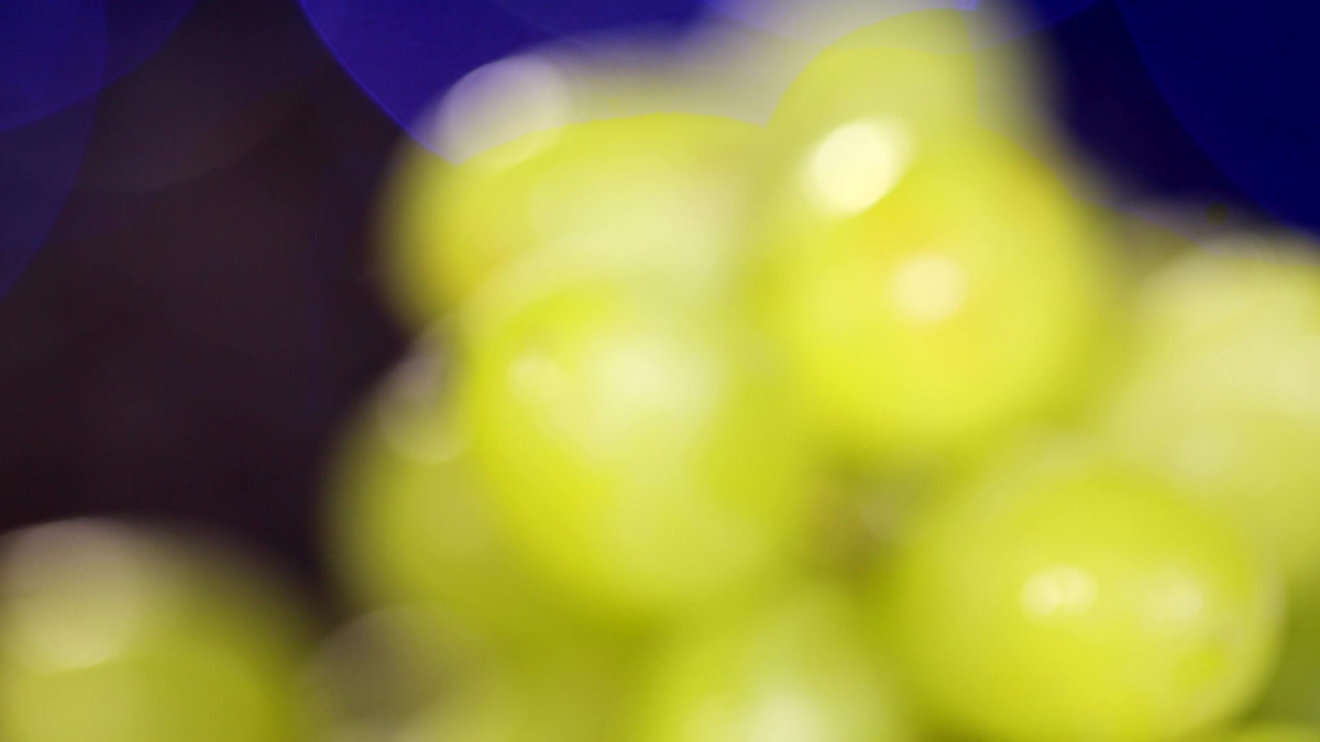 晶莹剔透葡萄绿色蔬果美食栏目宣传视频视频的预览图