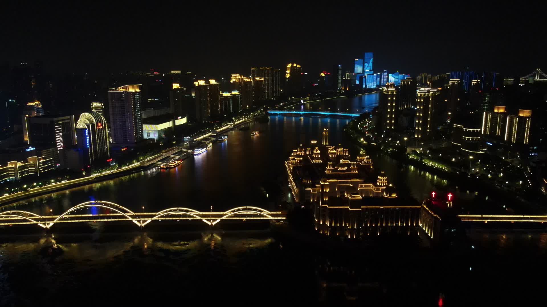 航拍福建福州解放大桥夜景视频的预览图