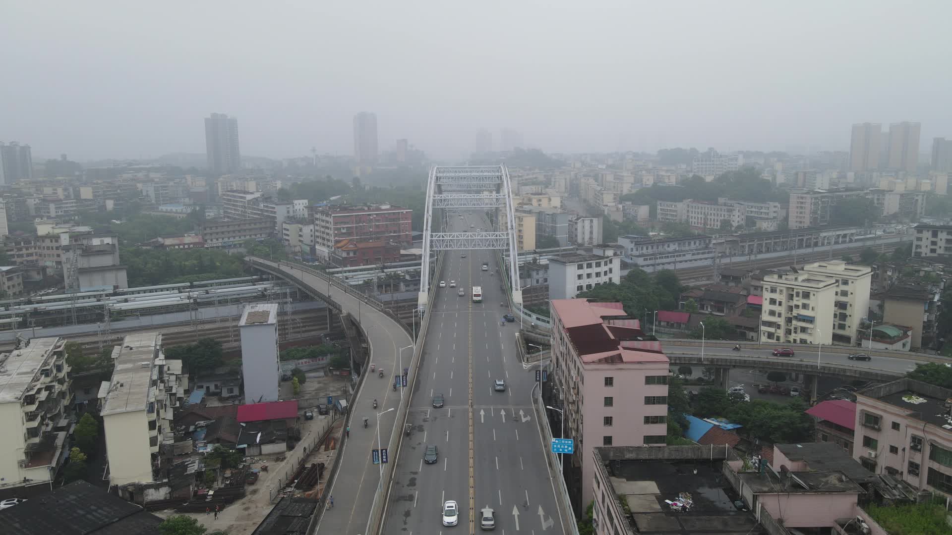 湖南衡阳公铁大桥交通航拍视频的预览图
