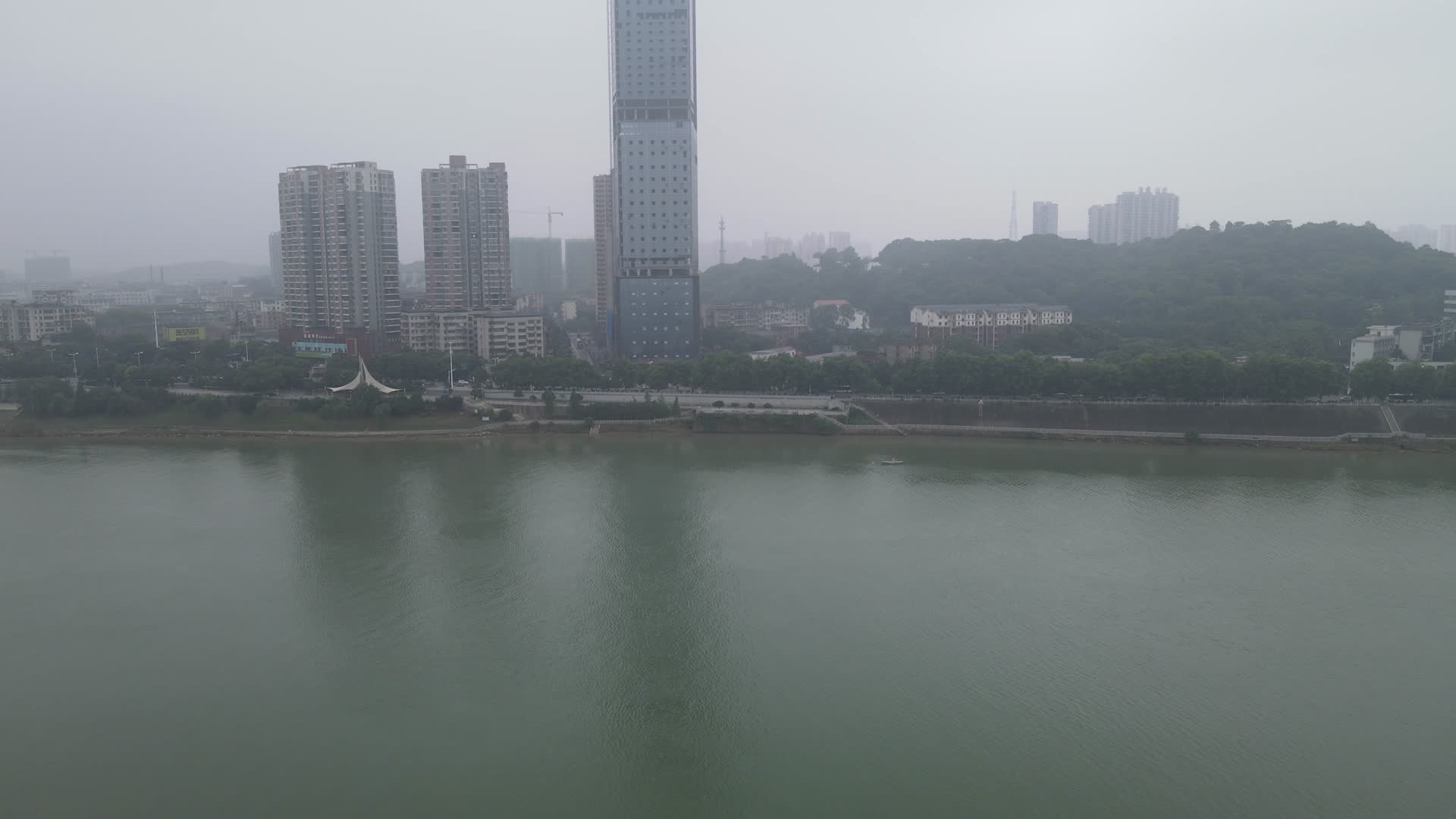 湖南衡阳第一高楼建筑航拍视频的预览图