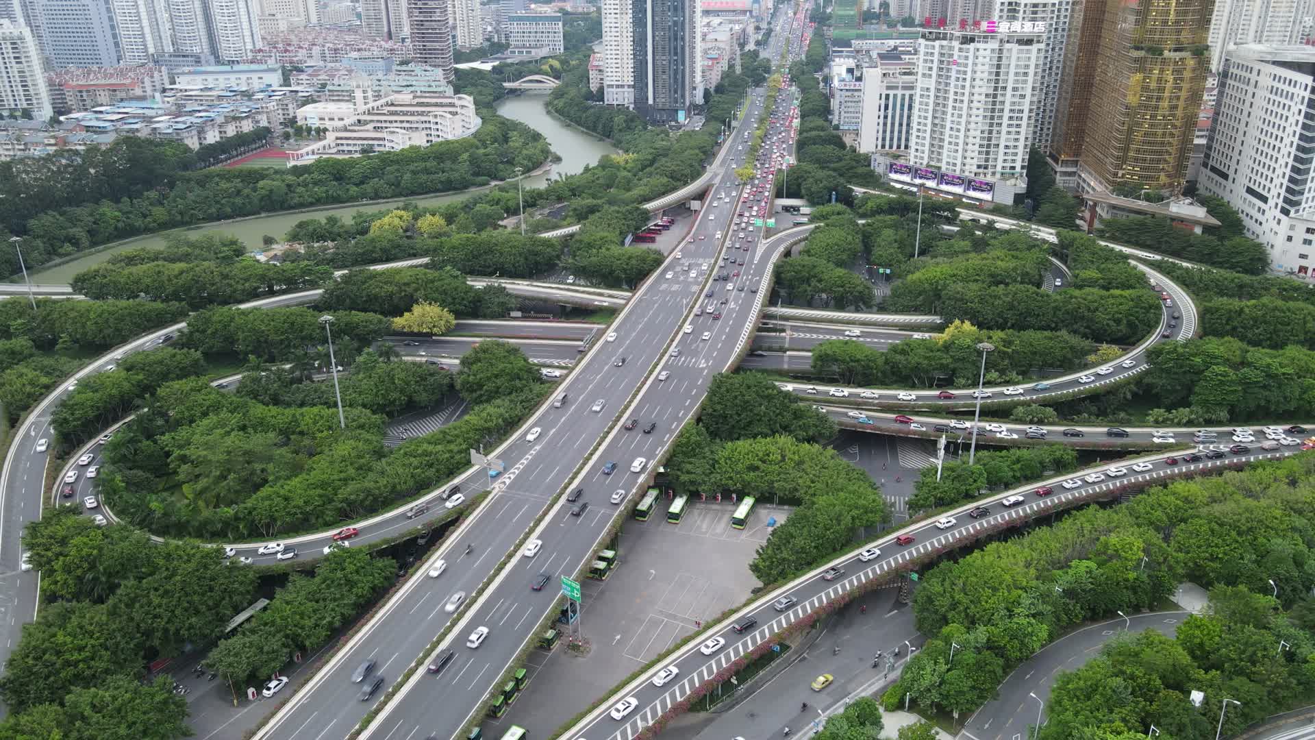 广西南宁竹溪立交桥航拍视频的预览图