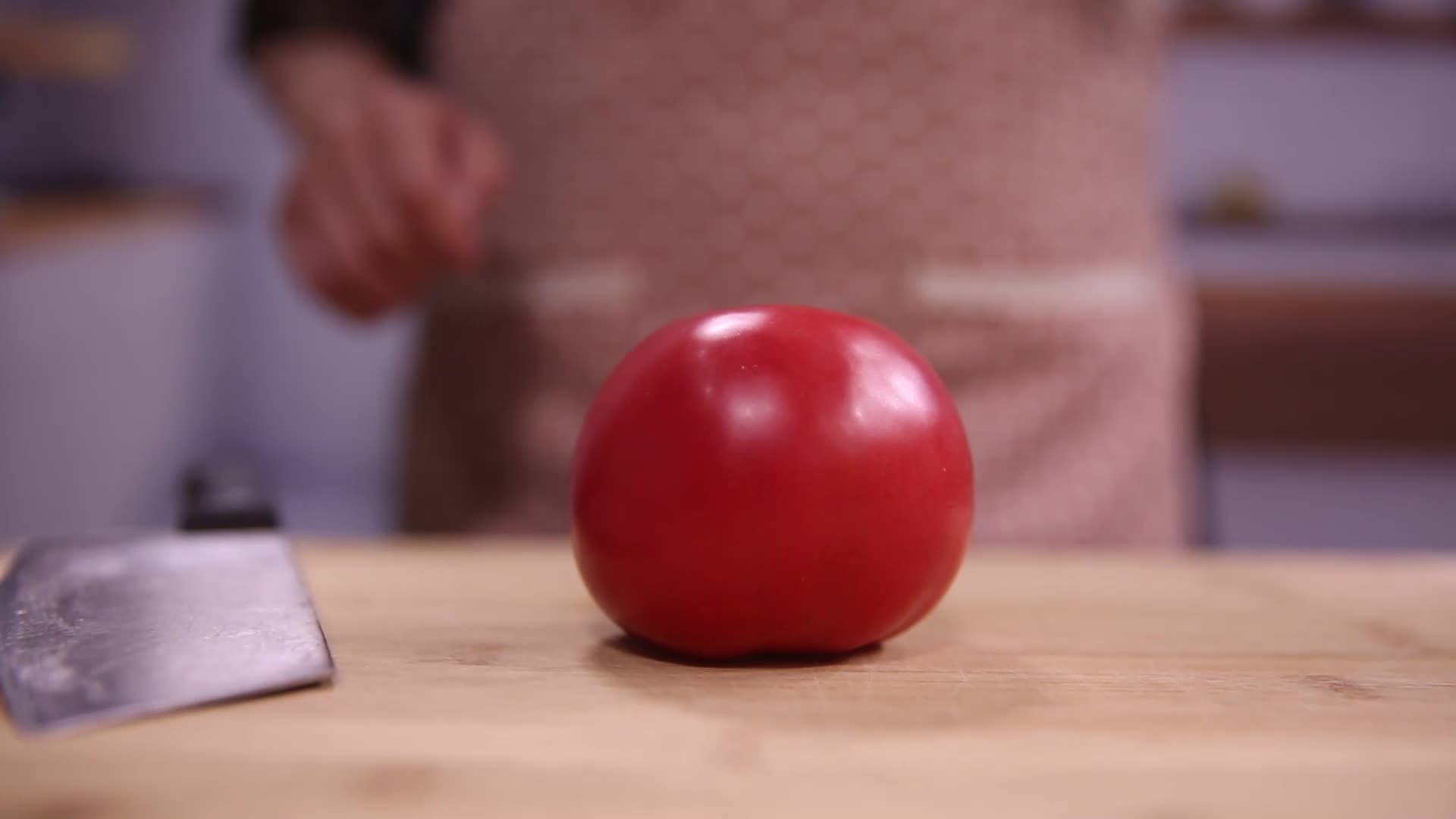 西红柿番茄榨汁番茄汁蔬果汁健康视频的预览图