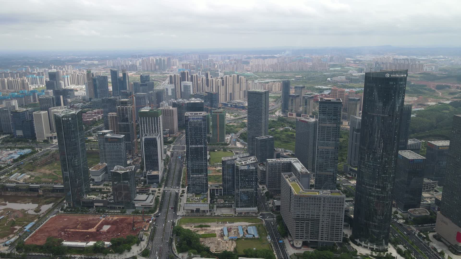 广西南宁总部基地商务建筑航拍视频的预览图