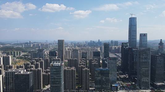 航拍贵州贵阳城市第一高楼建筑视频的预览图