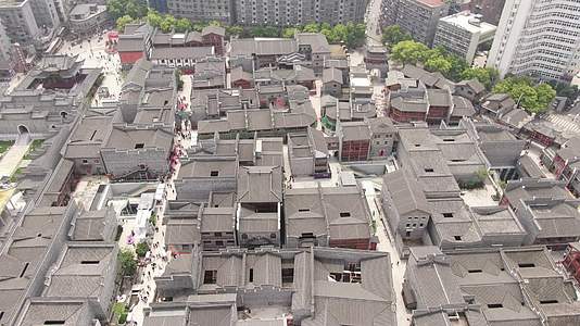 江西南昌万寿宫历史文化街区航拍视频的预览图