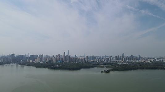 湖北武汉城市风光天际线航拍视频的预览图