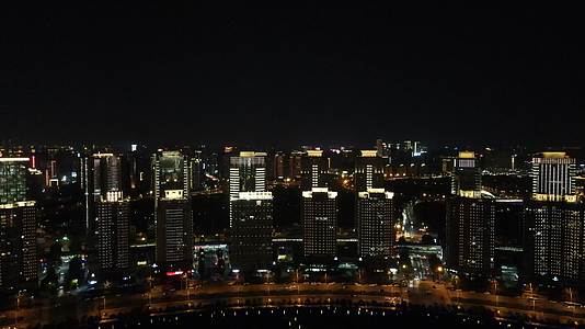 4K航拍郑州城市夜景视频的预览图