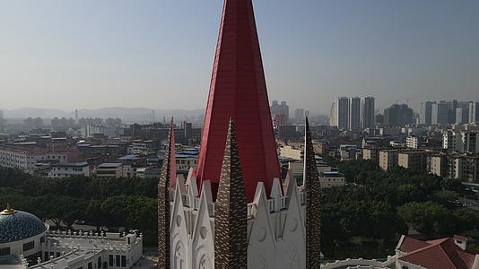 广西南宁基都教教堂航拍视频的预览图