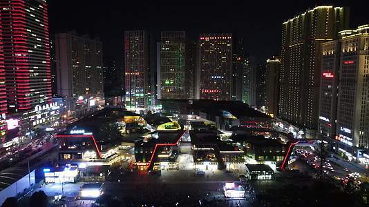 4K航拍贵州贵阳花果园购物中心夜景视频的预览图
