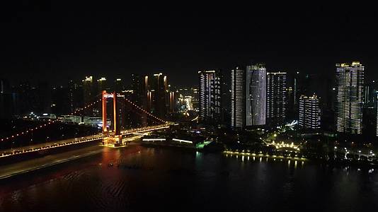 4K航拍湖北武汉鹦鹉洲长江大桥夜景视频的预览图