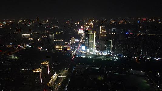 4K航拍河南郑州花园路正弘城夜景视频的预览图