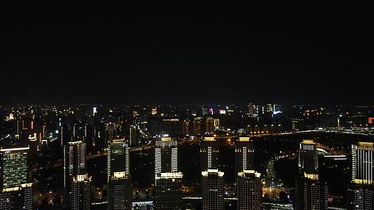 4K航拍郑州城市夜景住宅高楼视频的预览图