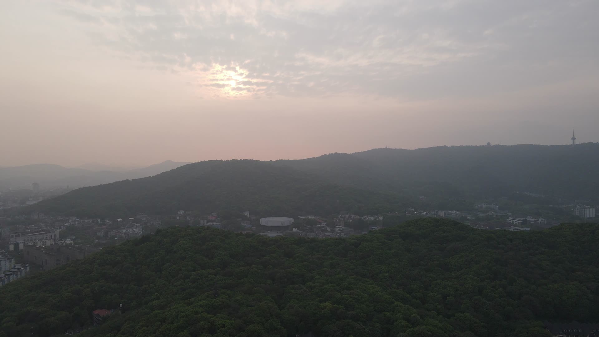 湖南长沙岳麓山风景区日落晚霞视频的预览图