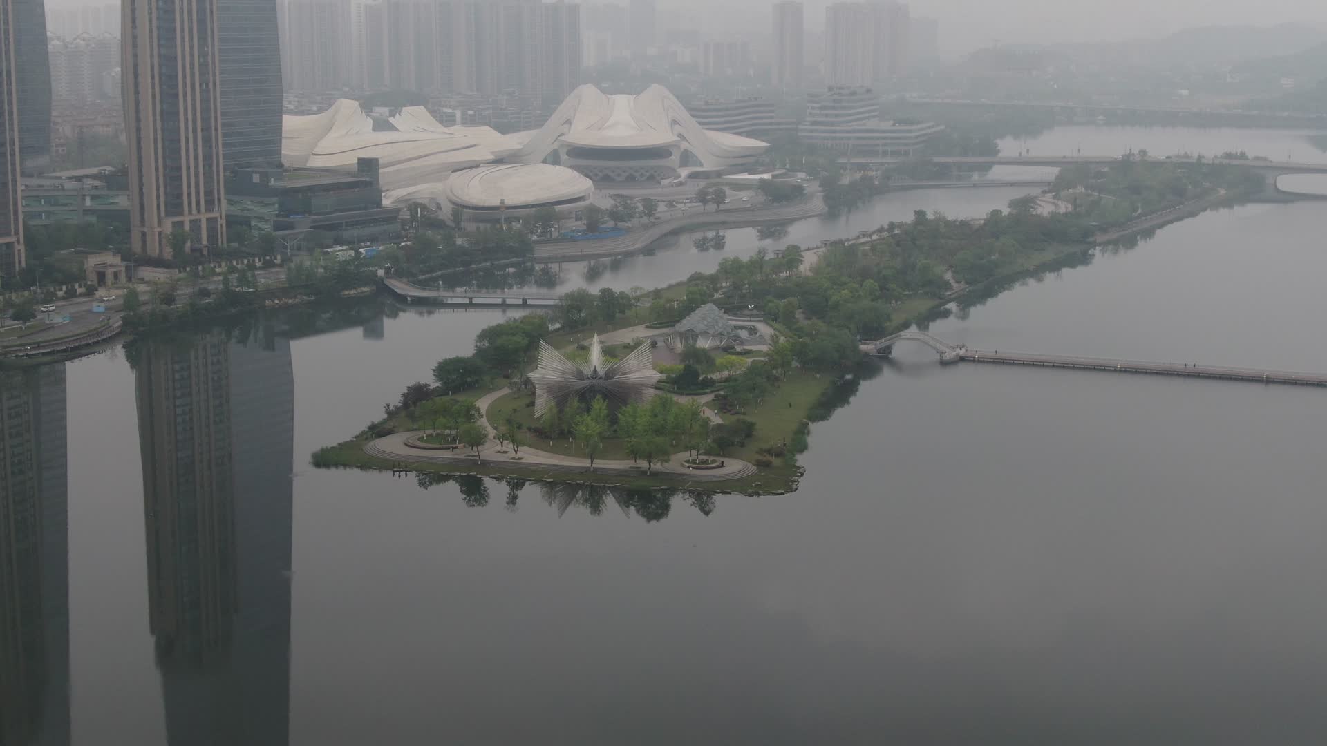 湖南长沙梅溪湖节庆岛航拍视频的预览图