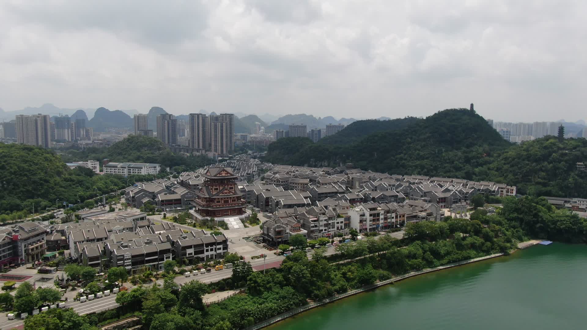 4K航拍广西柳州窑埠古镇视频的预览图