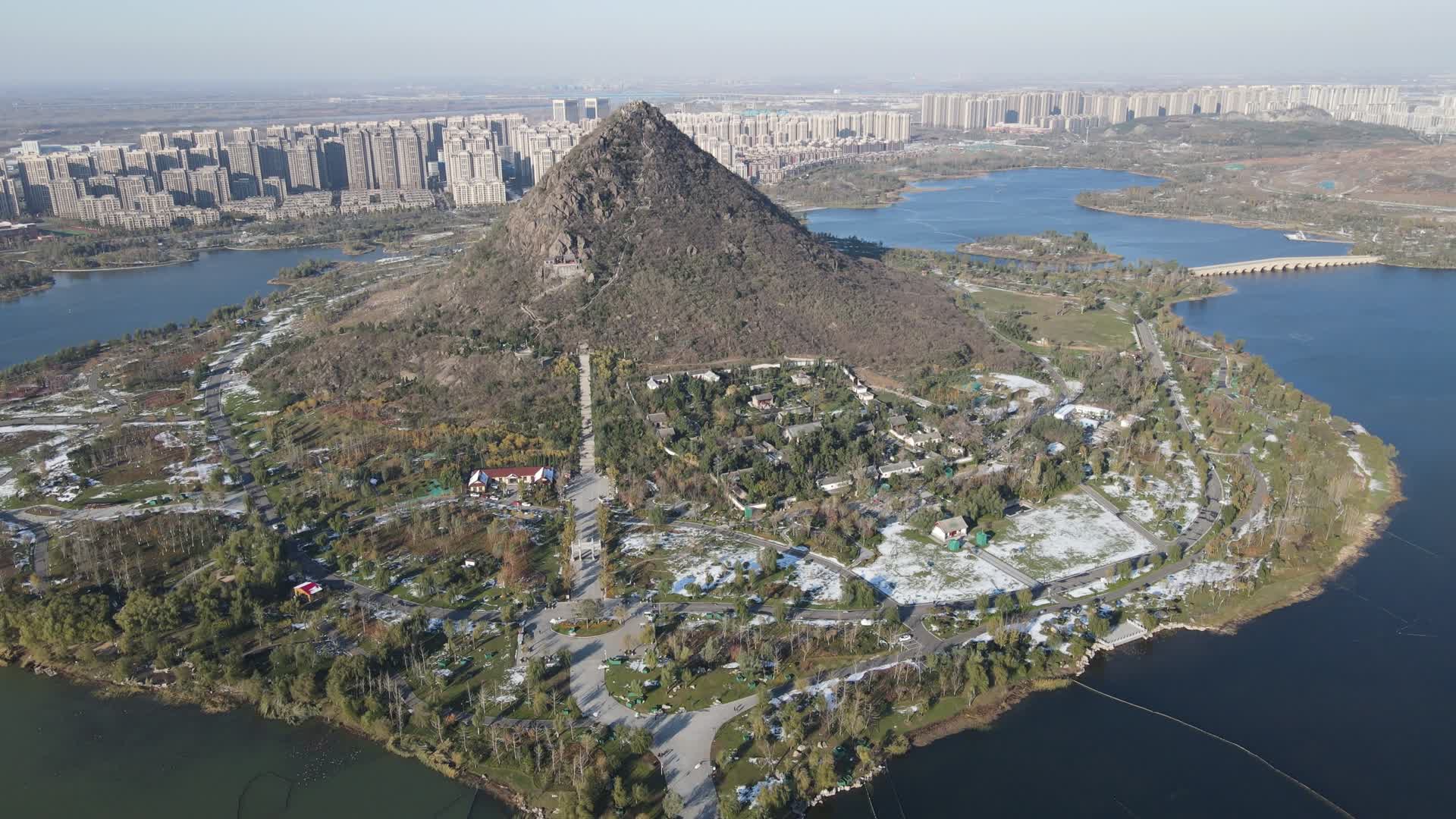 济南华山风景区航拍4K视频的预览图
