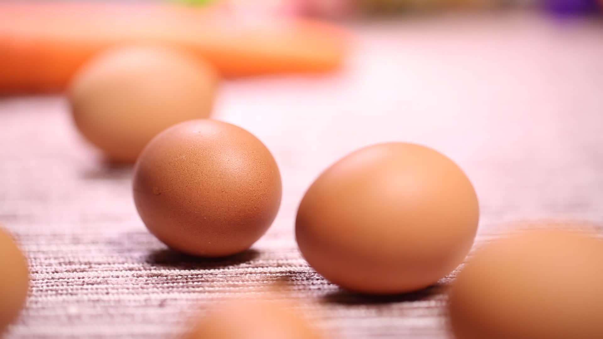 鸡蛋鸡子蛋白质视频的预览图