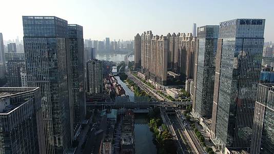 4K航拍湖北武汉武昌万达总部基地楚河汉街视频的预览图